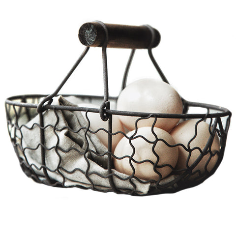 Vintage Wire Basket with Wooden Handle – Rustic Egg Storage & Kitchen Organizer