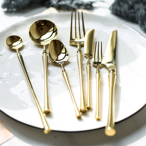 Gold Stainless Steel Cutlery Set โ Modern Flatware for 4/6 People