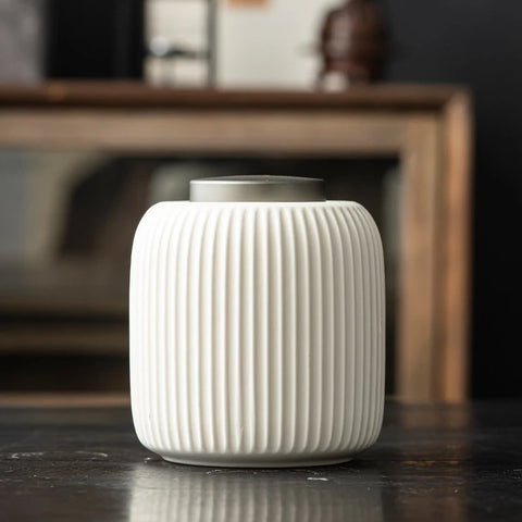 Beige Ceramic Tea Canister – Mild Luxury Retro Glazed Zen Tea Storage Jar