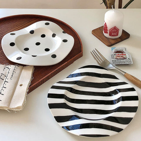 Black & White Wave Breakfast Plate – Dots & Stripes Irregular Underglaze Porcelain