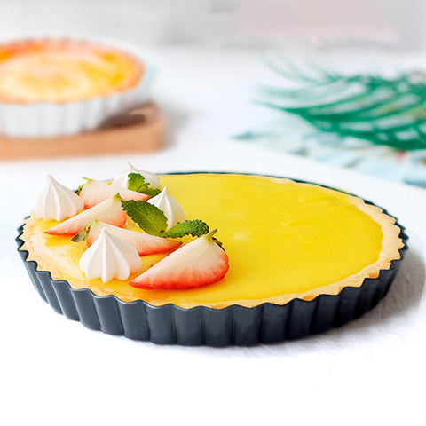 Apple Blossom Tart/Pie Pan — Removable Bottom, Fluted Edge