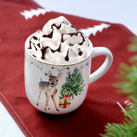 4-Piece Christmas Forest Ceramic Plate Set – Lace Edge Design