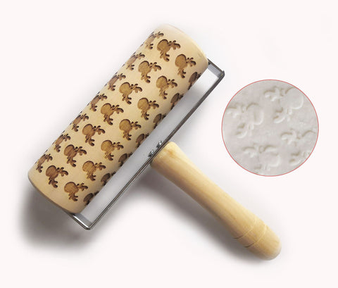 Embossed Wooden Rolling Pin – Christmas Pattern Dough Roller