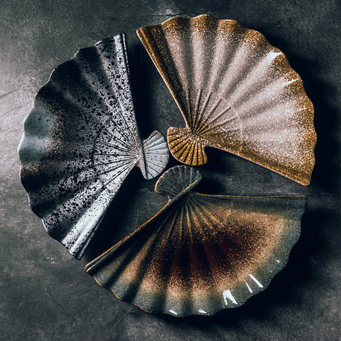 Fan-Shaped Ceramic Serving Plate – 31 cm Sushi & Dessert Dish