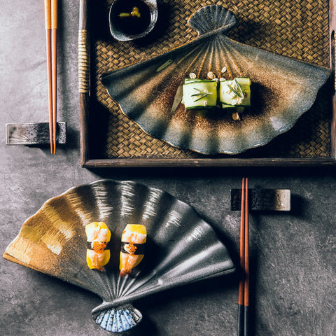 Fan-Shaped Ceramic Serving Plate – 31 cm Sushi & Dessert Dish