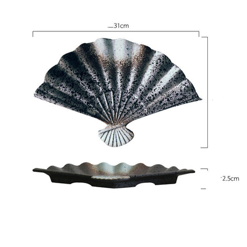 Fan-Shaped Ceramic Serving Plate – 31 cm Sushi & Dessert Dish