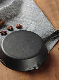 24 cm long handle
