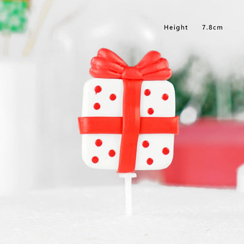 Christmas Cake Decoration Set – Santa, Tree, House & Gift Toppers