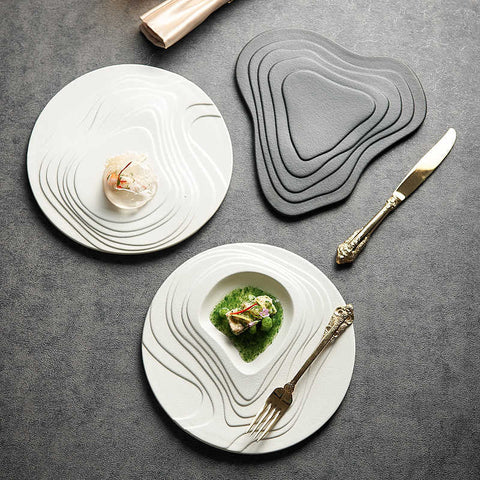 Luxury Ceramic Western Plate – Modern Ripple Texture Fine Dining Plate