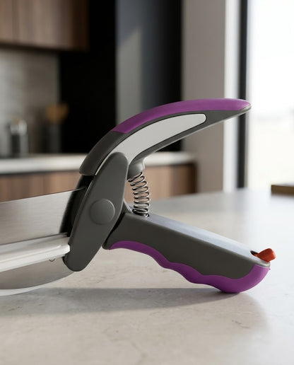 2-in-1 Kitchen Scissors with Built-in Board