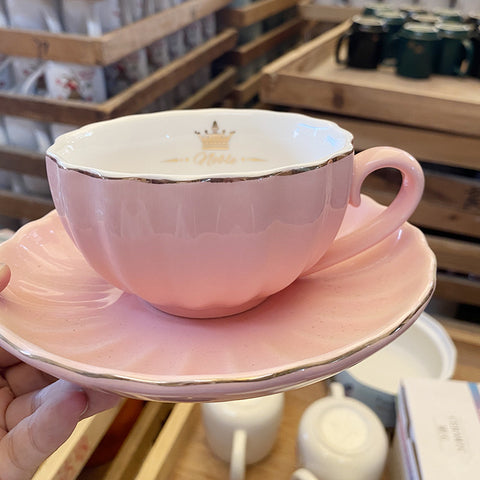Porcelain Cup & Saucer Set – Scalloped Edge, Gold Rim