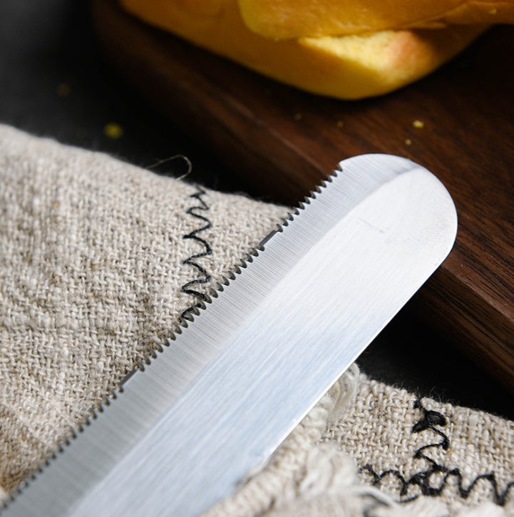 Serrated Bread Knife · 12" (30 cm)
