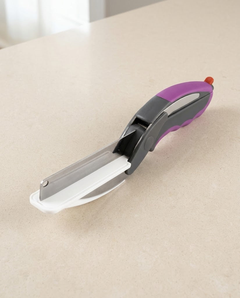 2-in-1 Kitchen Scissors with Built-in Board