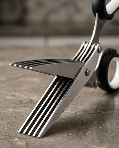 5-Blade Herb Scissors with Cleaning Comb