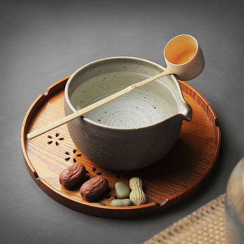 900ml Japanese-Style Ceramic Matcha Bowl with Bamboo Ladle