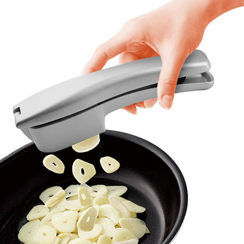 Durable Aluminum Alloy Garlic Press – Household Kitchen Tool