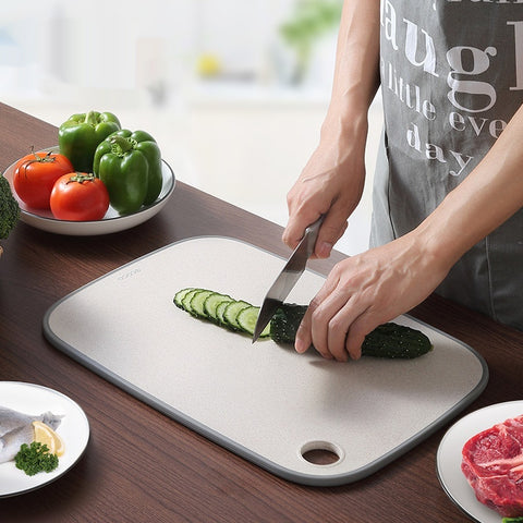 Non-Slip Plastic Cutting Board – Wheat Fiber Kitchen Chopping Board