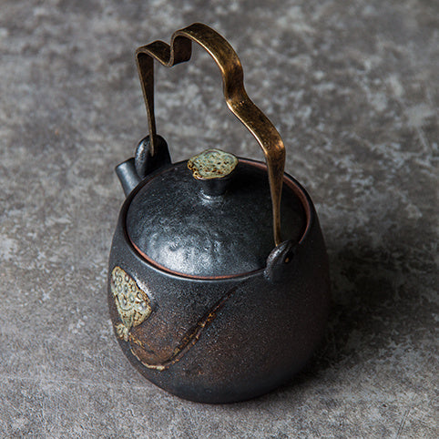 Holds heat through your brew